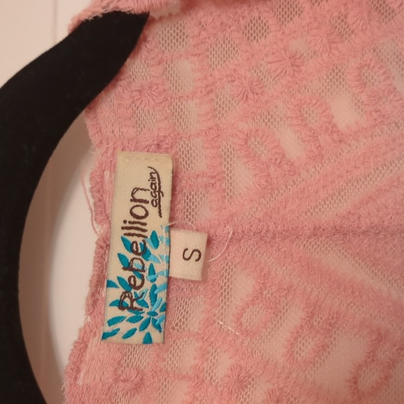 Dusty rose cover up or robe - Picture 2 of 6